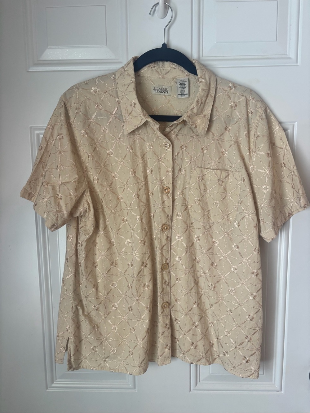 Classic Elements Beige Eyelet Short-Sleeve Button-Down Shirt